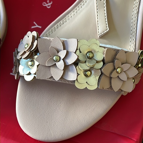 NIB Kelly & Katie Camelliah Dress Sandal Size 9 - Picture 4 of 6